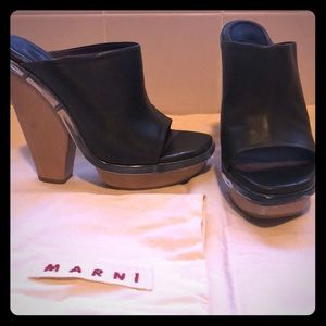 Marni Olive wedge heels / Sandals